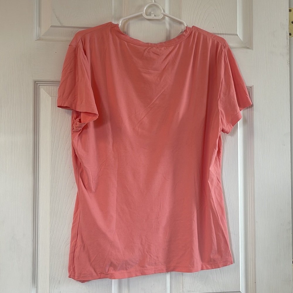 Pink top - Picture 4 of 4